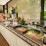 Alexander Hotel 4*
