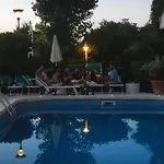 Alexander Hotel 4*