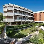 Alexander Hotel 4*