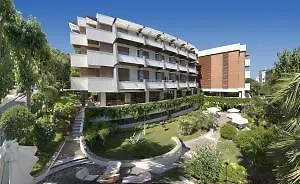 Alexander Hotel