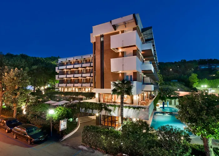 Alexander Gabicce Mare